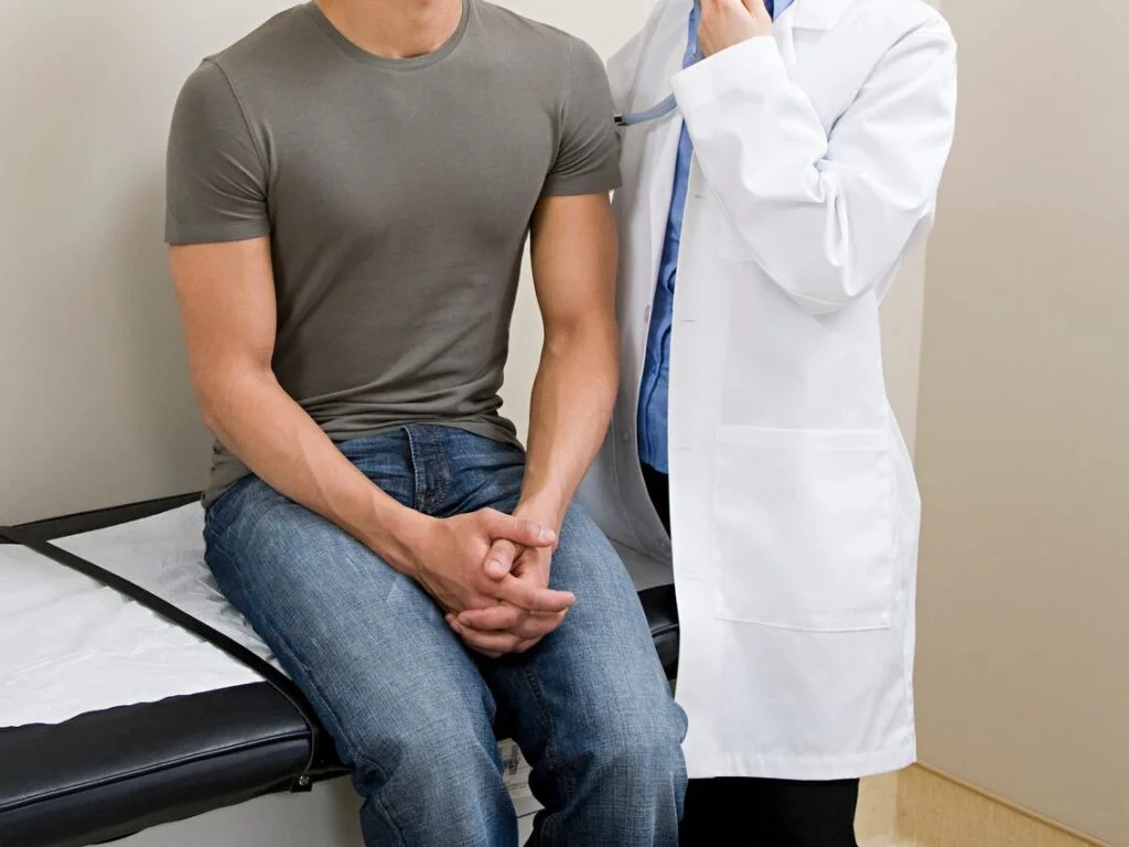 علل بیضه های کوچک در مردان چیست؟