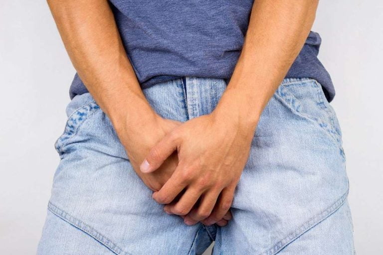 خال های سیاه روی آلت تناسلی مردان